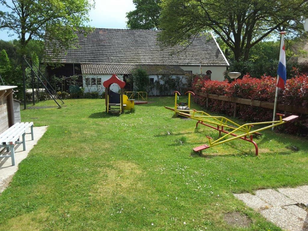 Hotel Safaritent At Campingpark De Koekamp Epe Exterior foto